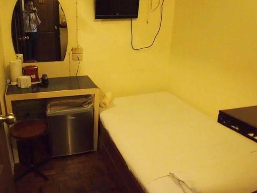 A-One Inn Бангкок Екстер'єр фото